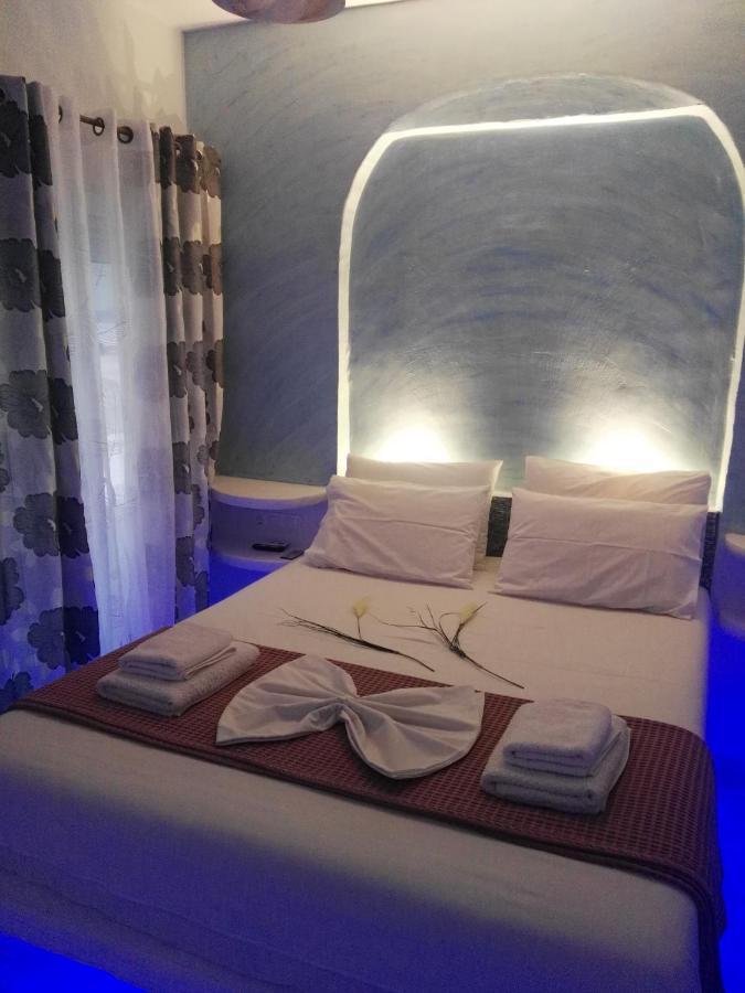 Moments Rooms Adamantas  Ngoại thất bức ảnh