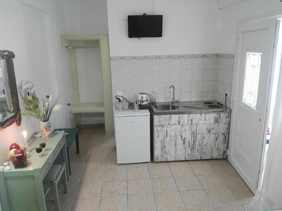 Moments Rooms Adamantas  Ngoại thất bức ảnh